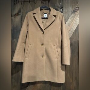 GAP Women's Classic Camel Trench Coat